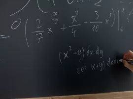 Álgebra de Boole: propiedades, simplificación de funciones y ejercicios resueltos en formato PDF