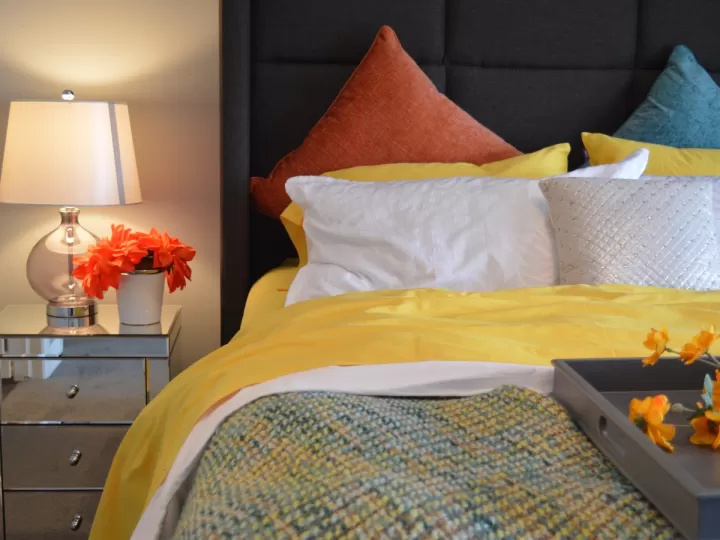 cojín para leer en la cama ikea