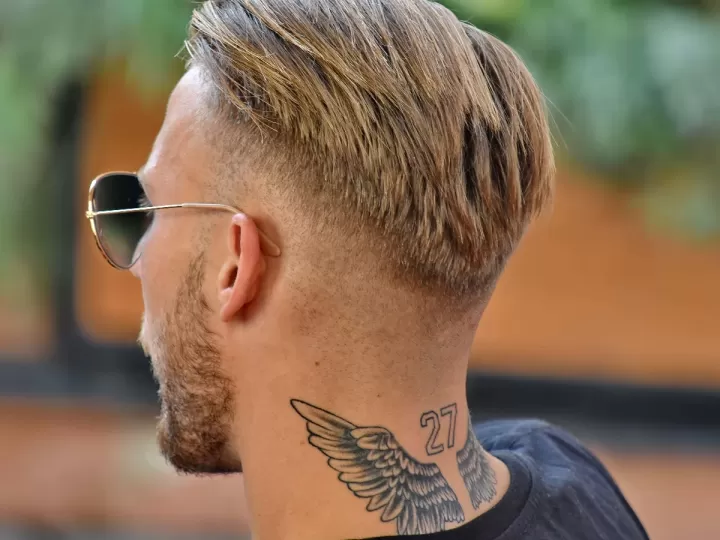 cuando un hombre te besa el cuello que significa