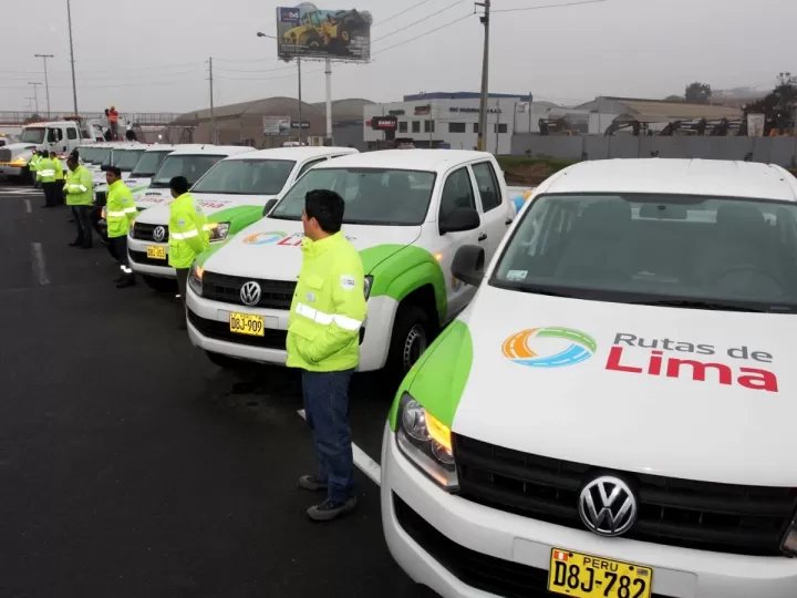 hasta que hora trabajan los repartidores de correos
